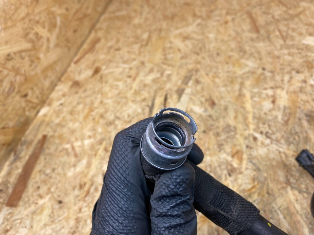 фото №9, Патрубок труба шланг води mercedes w177 w247 w118 a1775015102