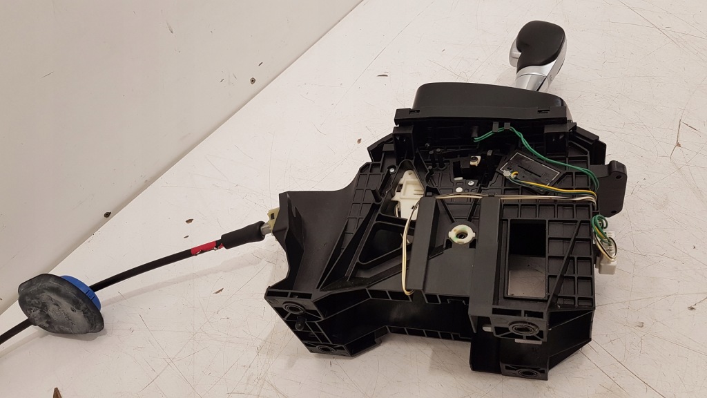 фото №9, Renault kadjar 1.2 tce автоматична коробка передач трос перемикання передач