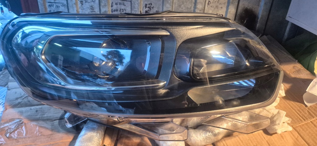 фото №1, Fiat scudo новий лампа ксенон ładna передня права