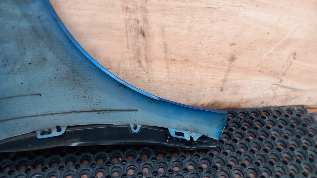 фото №10, Renault megane iii крыло перед левый terna