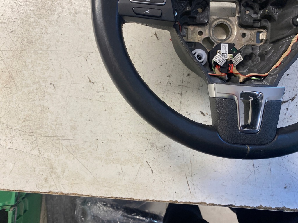 фото №5, Vw golf vi воздуховод кожа multi лепестки переключения 5c0419091r