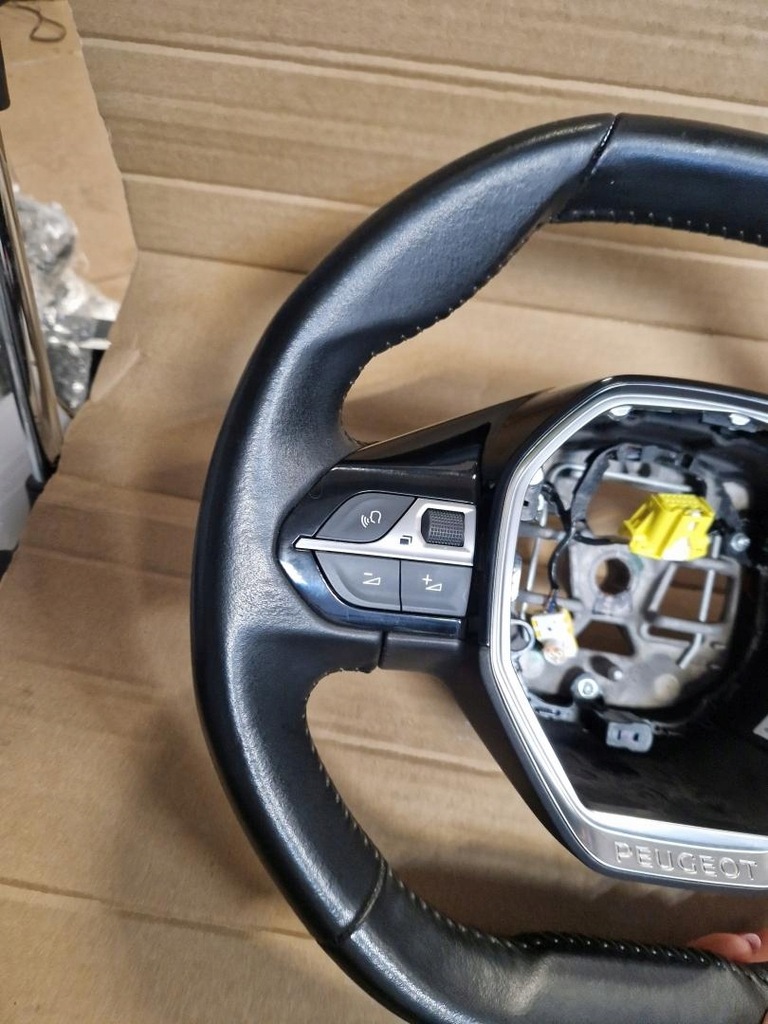 фото №8, Kierownicak шкіра peugeot 208 ii 98255044zd