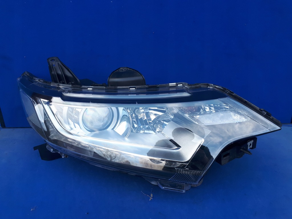 фото №1, Mitsubishi outlander lift 2015- 15 фара лампа