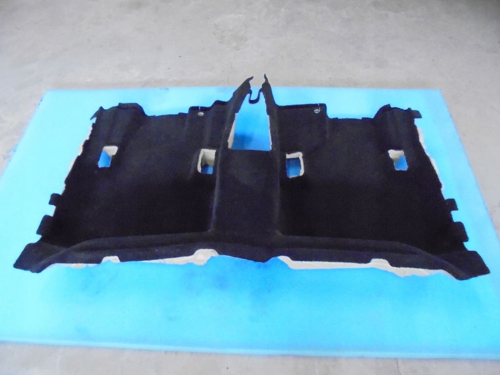 фото №1, Mercedes glc a 253 килимок обшивка задня