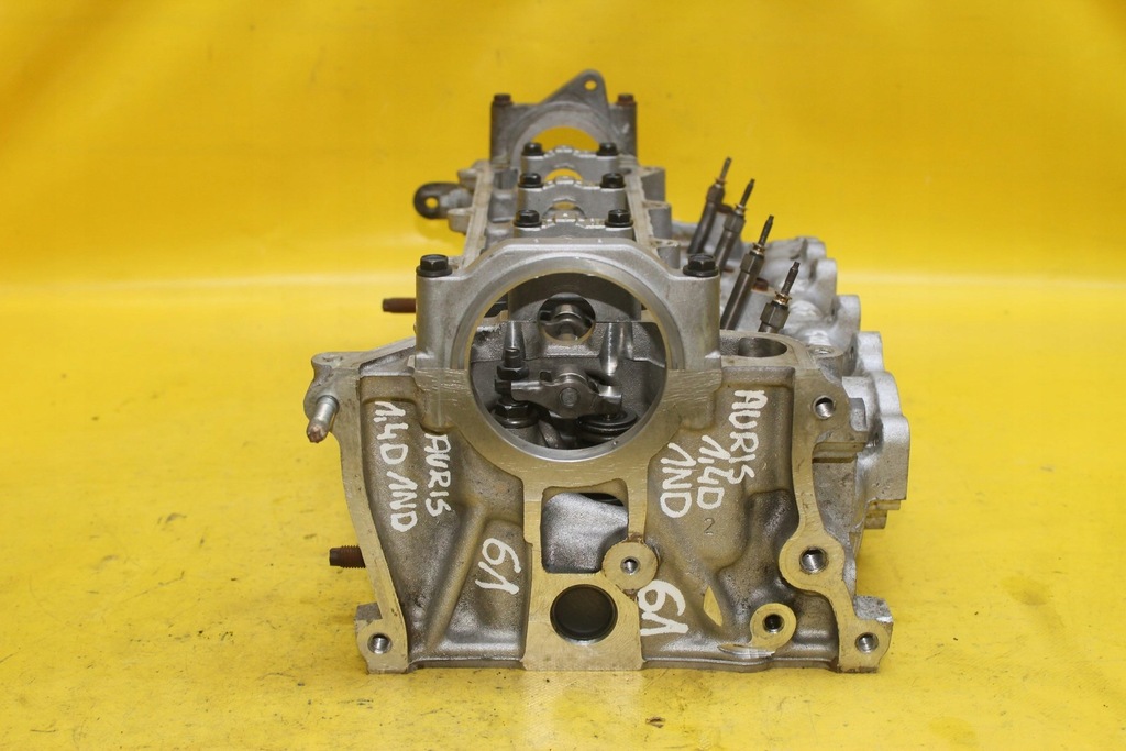 фото №9, Головка двигателя toyota auris corolla 1nd 1.4 d
