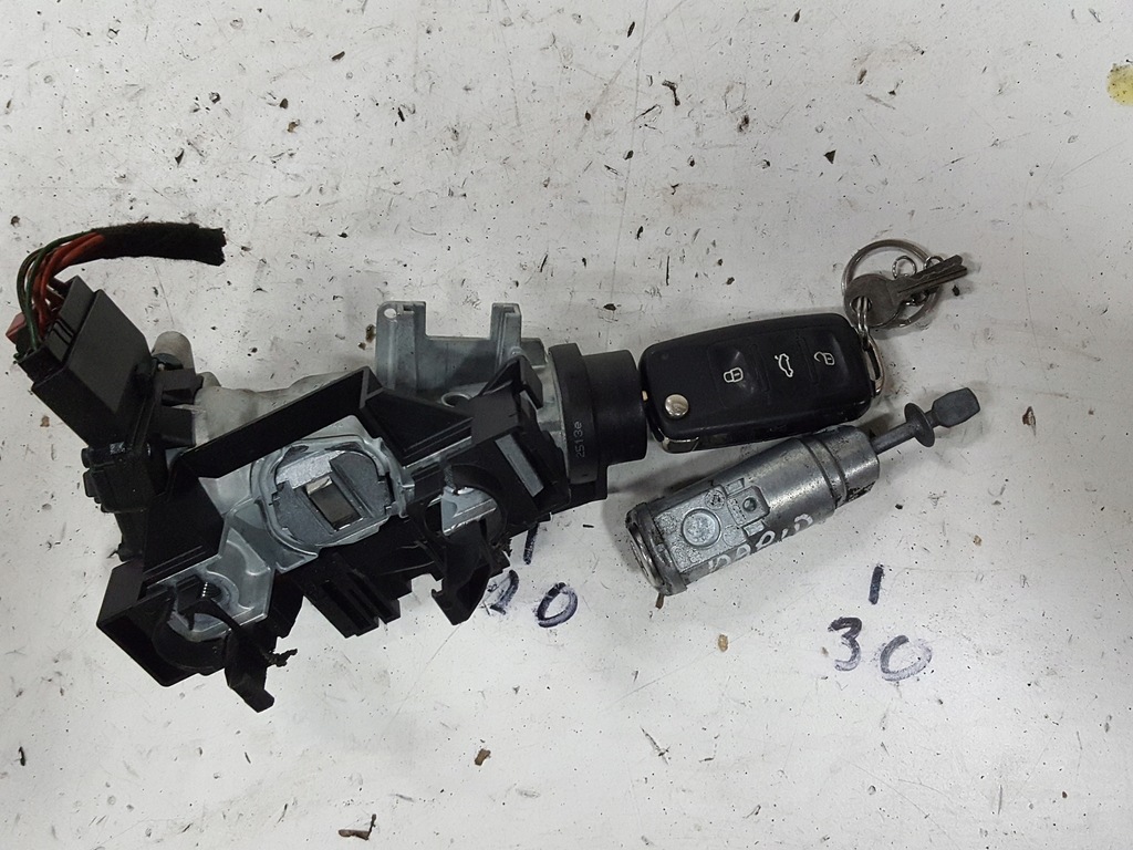 фото №1, Skoda rapid 12-17r замок зажигания ключ вкладка