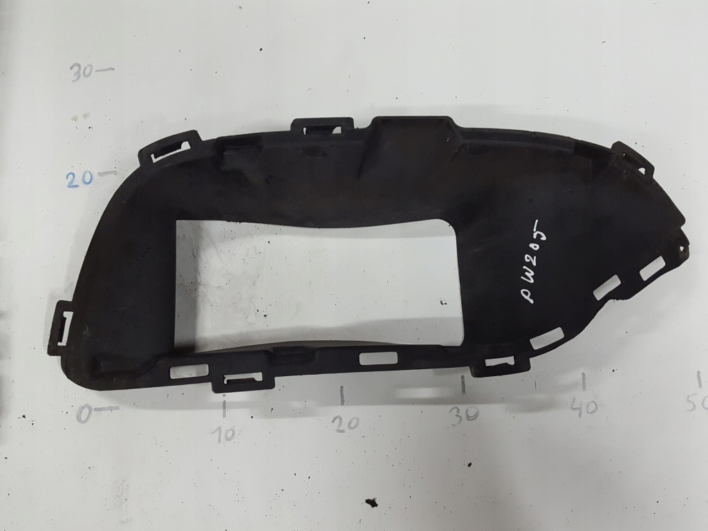 фото №1, Mercedes c klasa w205 amg впуск воздуха правый