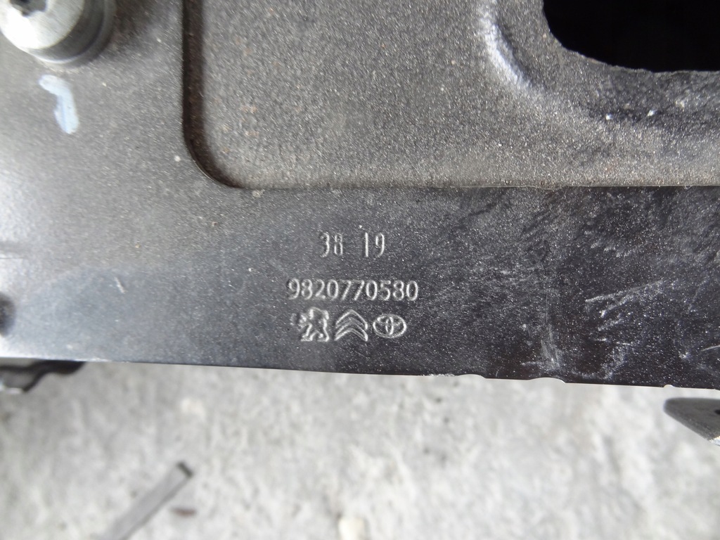 фото №6, Opel vivaro c поворотний кулак важіль лівий задня 9807505080