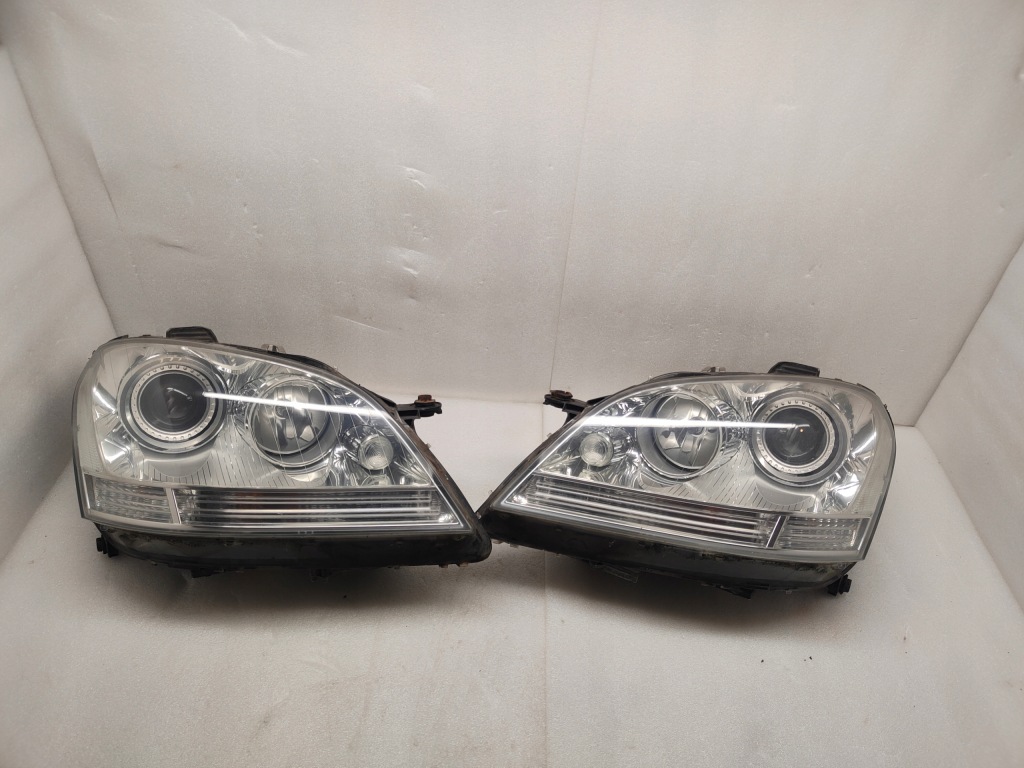 Купити Mercedes ml w164 ксенон комплект лампа передніх