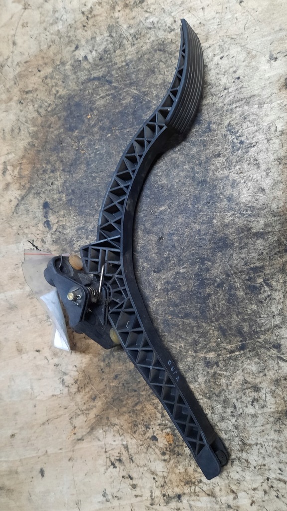 фото №1, Потенціометр газу hyundai santa fe 2.4b 00r