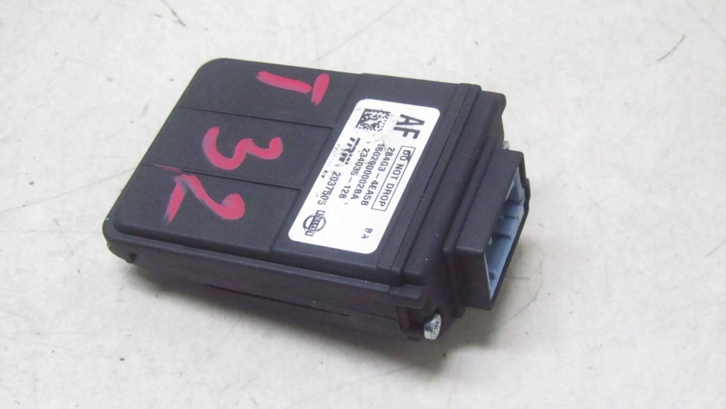 фото №6, Nissan x-trail t32 камера стекло 284g3-4ea5b 14-