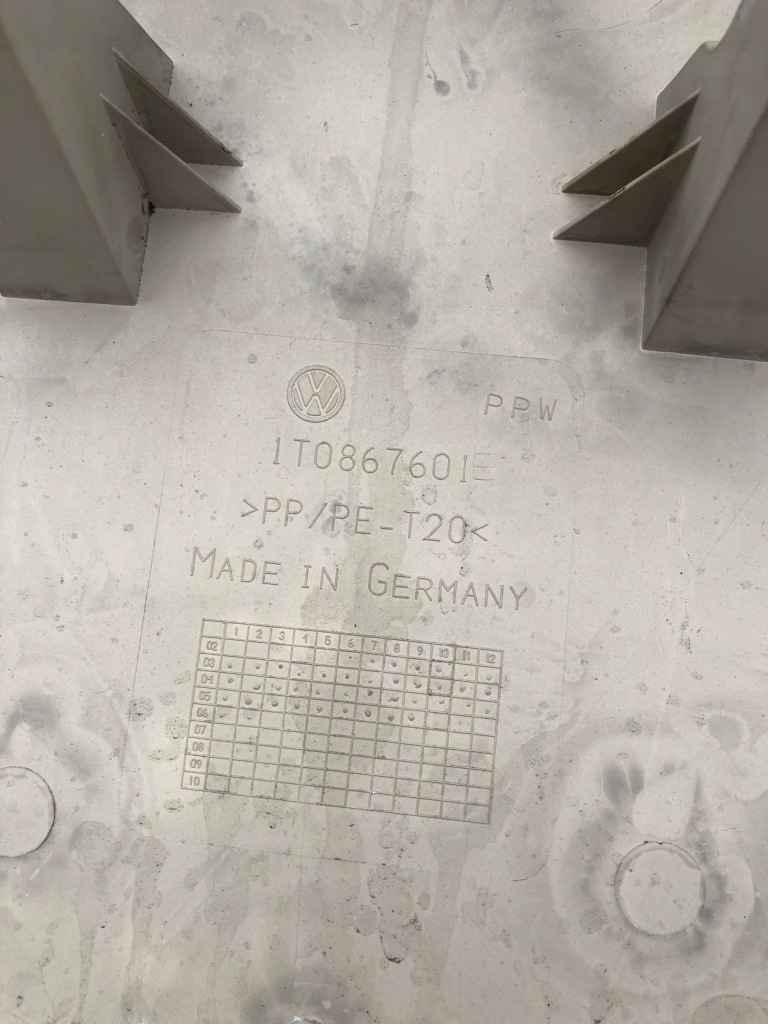 фото №6, Vw touran i оббивка пластик багажника 1t0867601