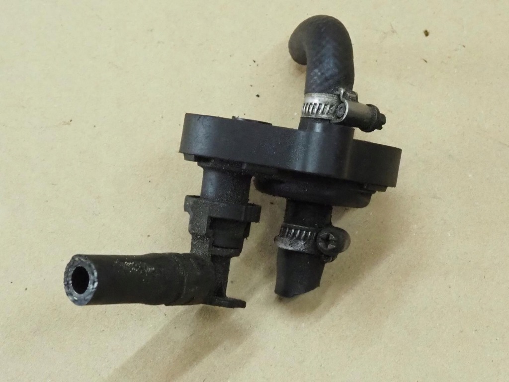 Клапан обратный дизель топлива - bmw e39 2.5d x5 e53 e38 3.0d 4.0d e46 1.8d 2.0d Цена