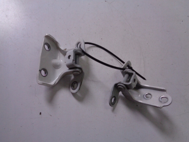 фото №2, Петлі двері правий задня hyundai ix35 1.7 crdi 2012 rok