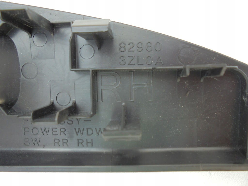 фото №8, Pulsar переключатель стекло правый задняя 829603zl0a