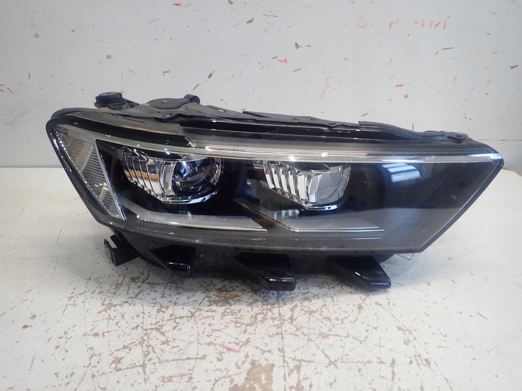 фото №1, Лампа перед передняя правая vw t-roc 2017- full led