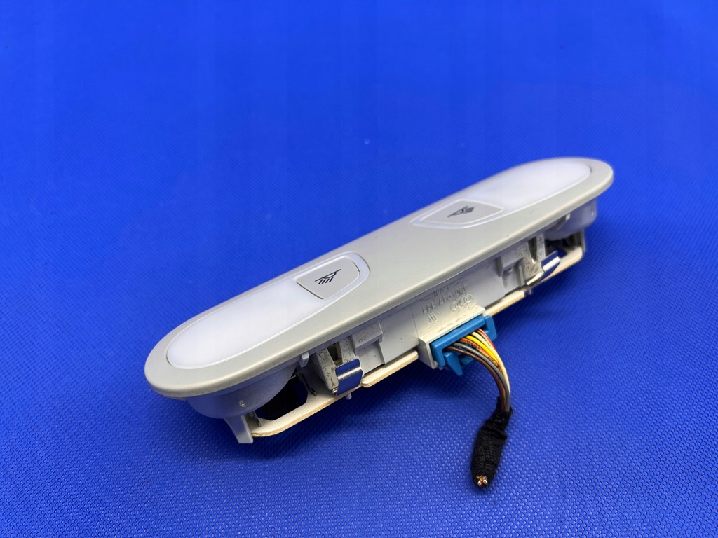 фото №5, Audi a6 c7 лампа потолочный 4g0947111 46