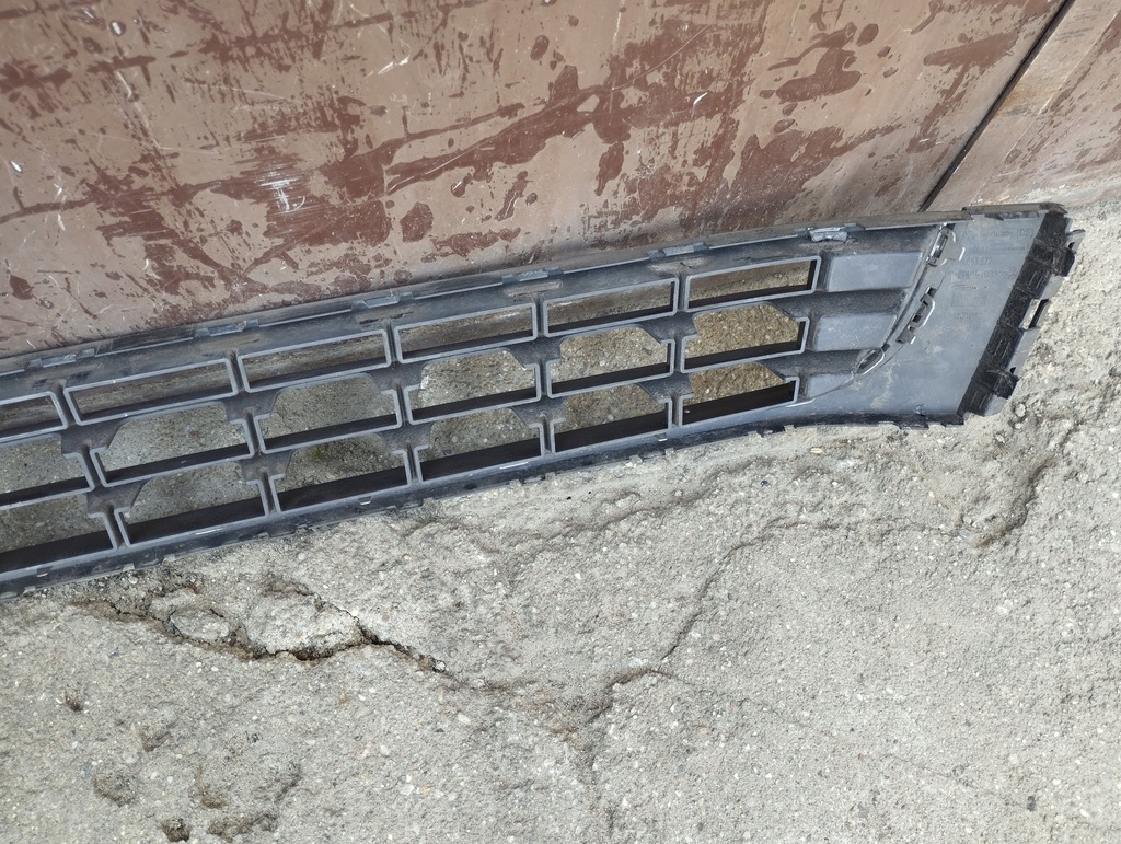 фото №7, Решётка средняя vw amarok 2h 2hh 2hh853677