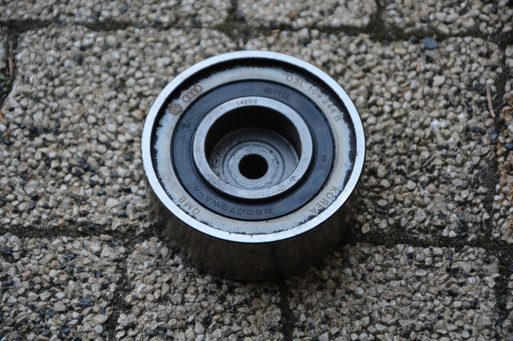 фото №1, Ролик обвідний vw passat b7 03l109244b