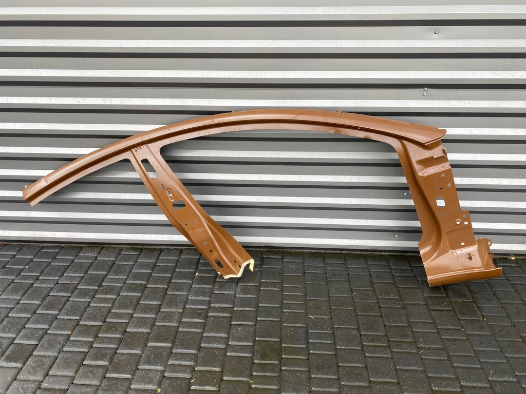 фото №1, Tesla 3 обшивка правое bok блок двигателя порог