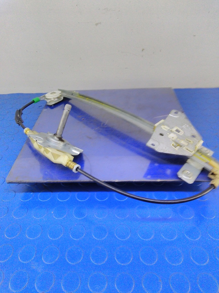 фото №1, Mitsubishi carisma lift подъемник стекло задний задняя левый