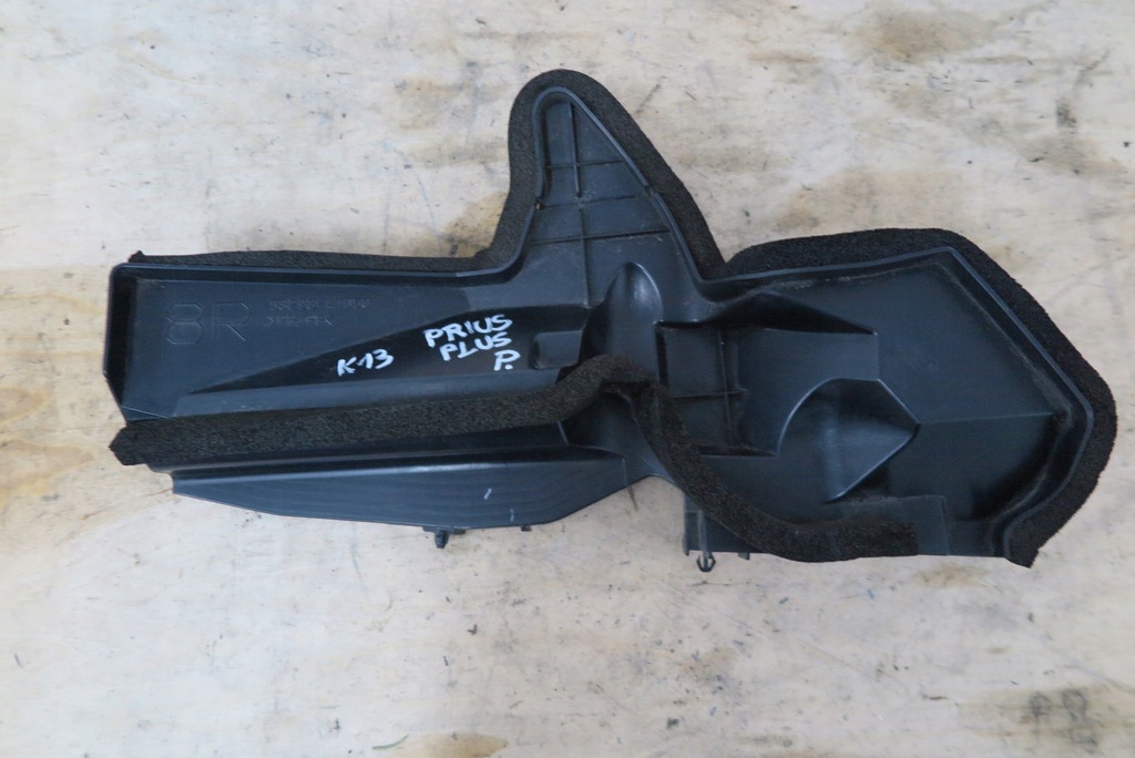 фото №1, Воздуховод воздуха правая toyota prius plus 53293-47050