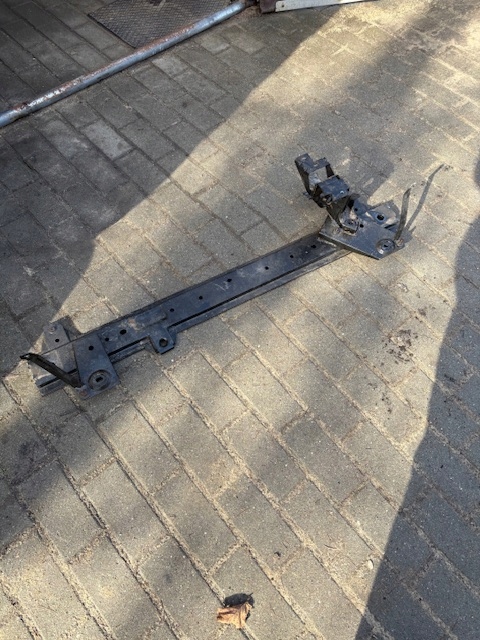 фото №1, Балка pod радіатор renault kangoo iii 2013- 8200431050