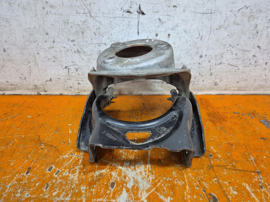 фото №1, Peugeot 407 i 04-10 кронштейн амортизатора правий перед 05249s20