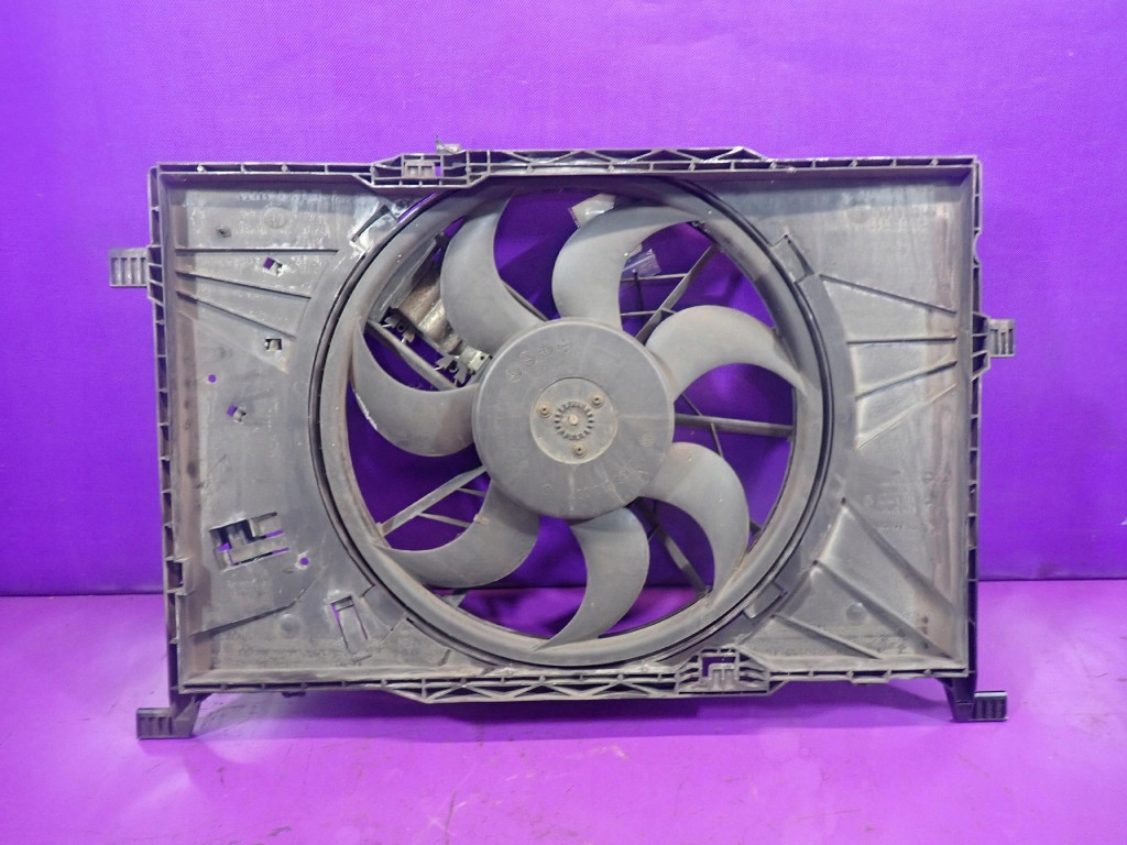 Mercedes b-klasa w245 2.0 cdi 109km вентилятор радиатора модуль a1695002693 в Украине