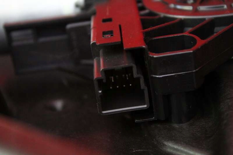 фото №9, Подъемник стекло левый задняя 30784312 volvo v60 1 i 10-13