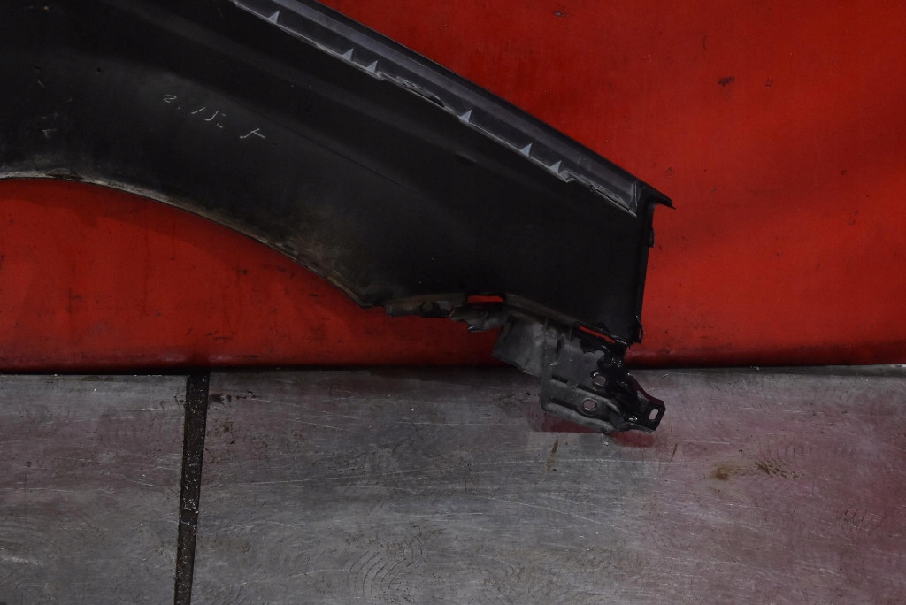 фото №12, Крыло левый перед передний чёрный nissan x-trail t30 01-04