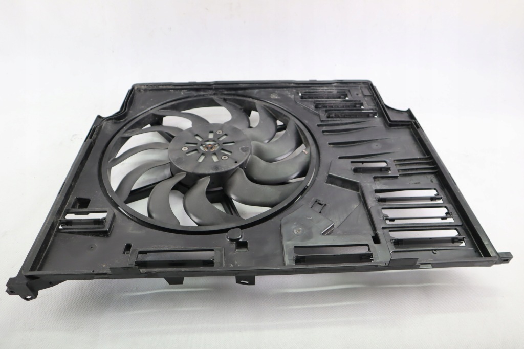 Вентилятор радіатор bmw 2 u06 u10 u11 mini u25 400 watt дизель 5a512c8 Ціна