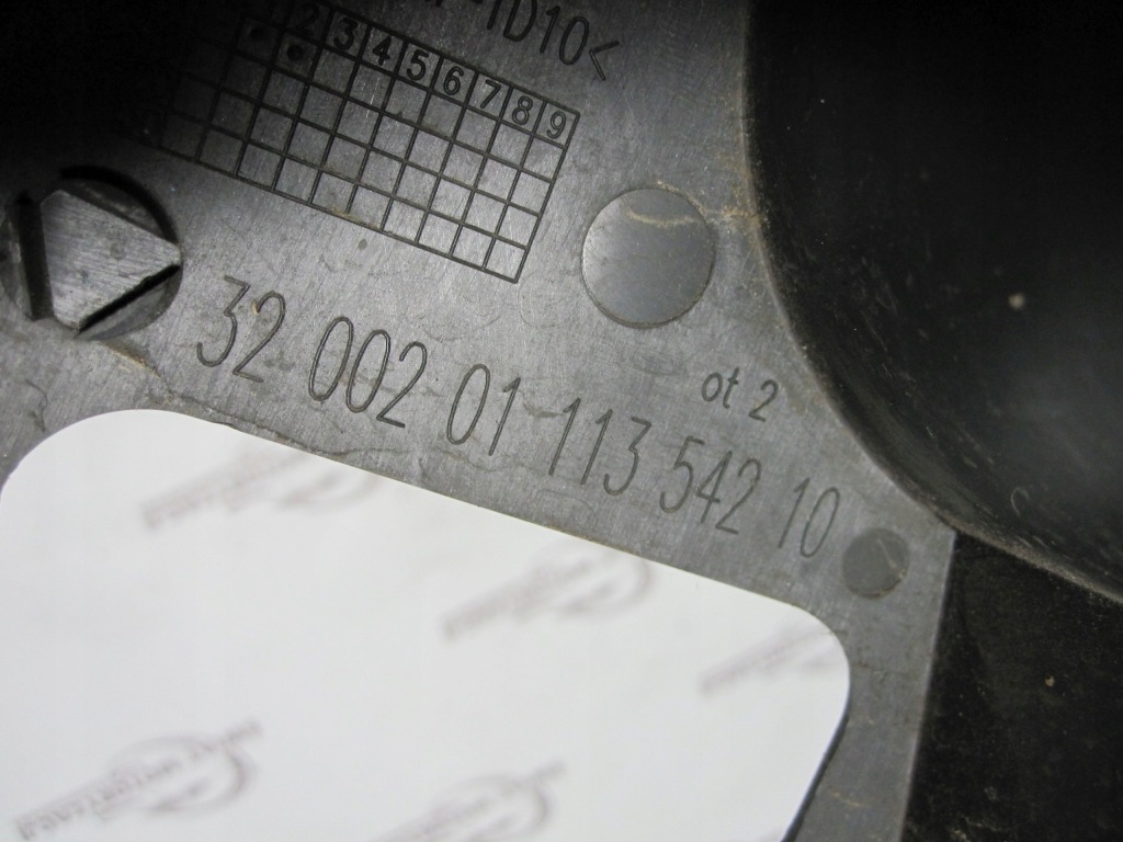 Octavia ii рестайлинг  10r кронштейн омыватель лампы правый перед 120807055a Недорого