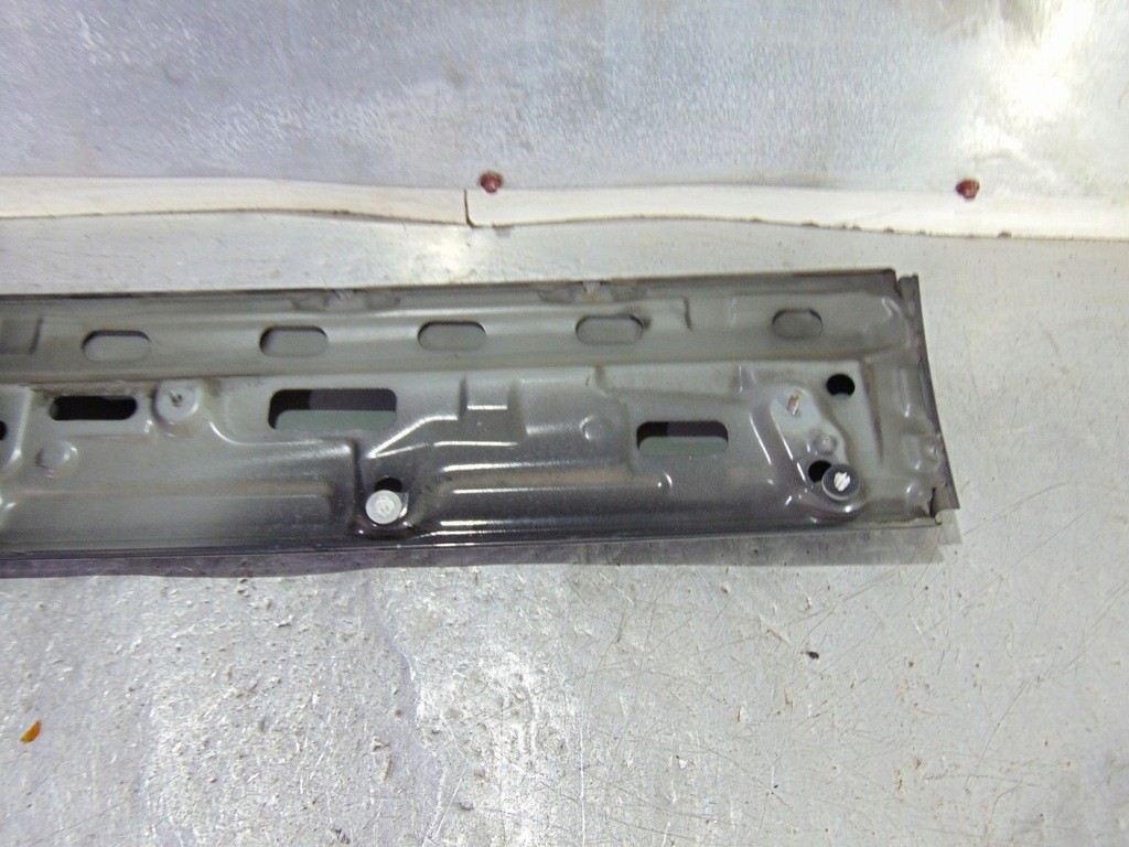 фото №6, Молдинг крыла правый задняя mazda5 mazda 5