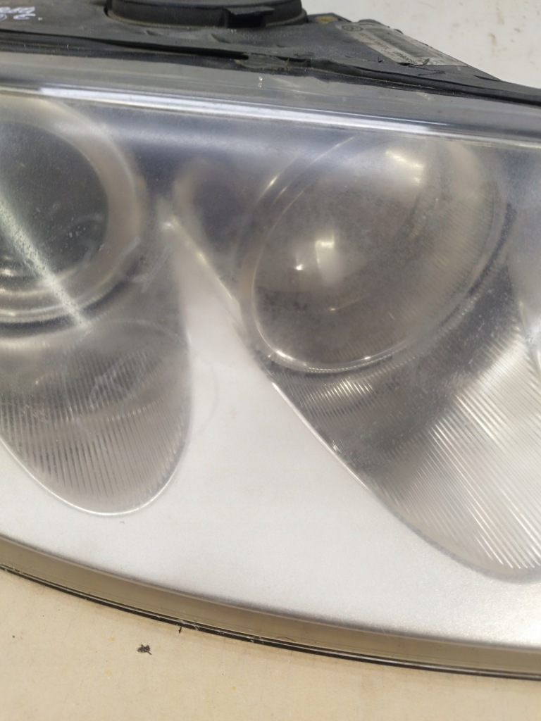 фото №5, Лампа правая перед передняя vw touareg i 2002-2006 r-line