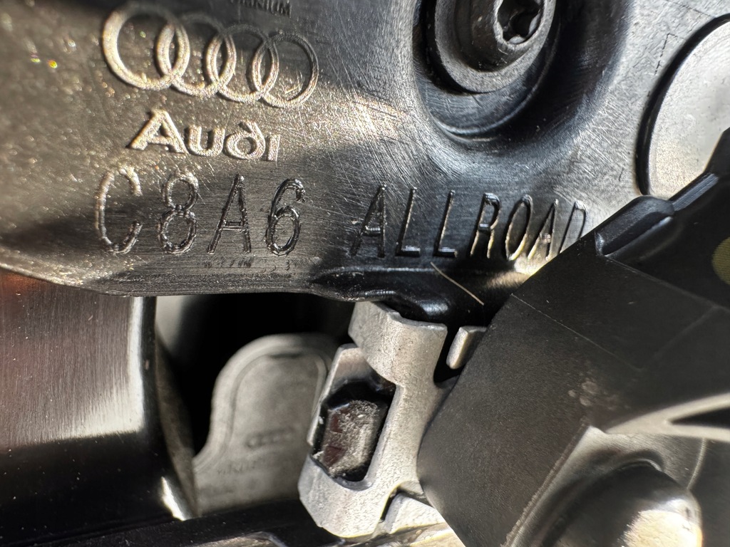 фото №11, Audi a6 c8 4k0 allroad бампер передній оригінальний kompletny камера