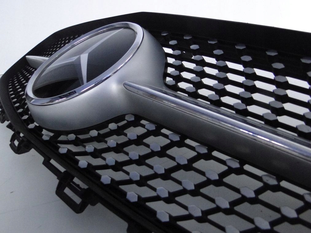 Купити Mercedes e klasa 238 купе решітка радіатора diament distronic