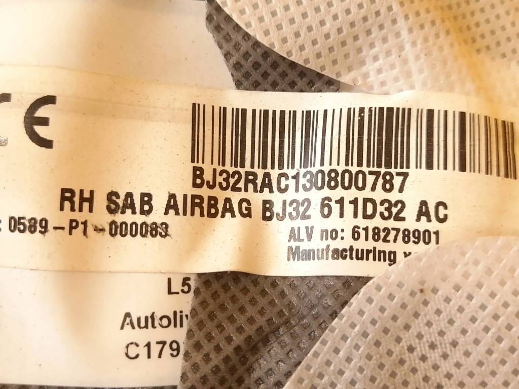 фото №4, Land rover evoque i подушка сиденье правая bj32 611d32 ac