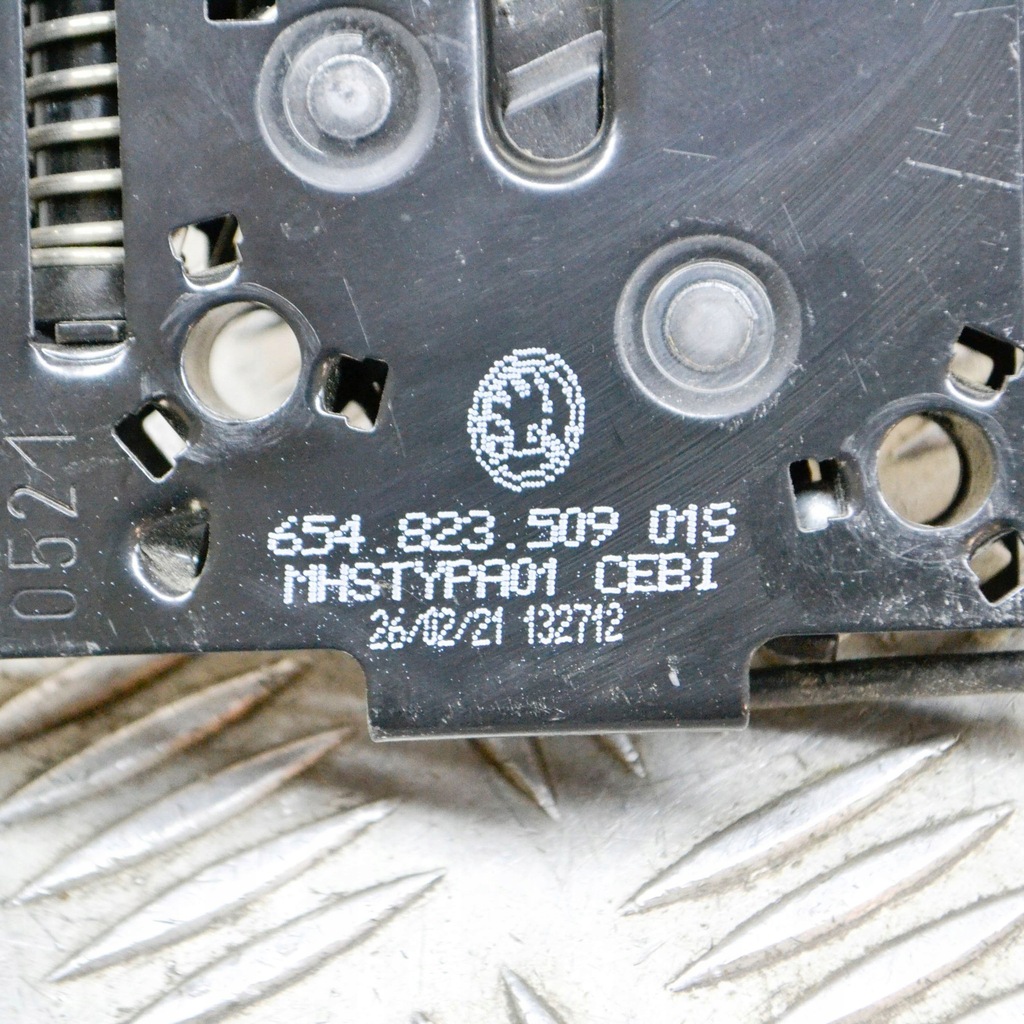 фото №6, Skoda kamiq 2021 замок кришки передньої / капот двигуна