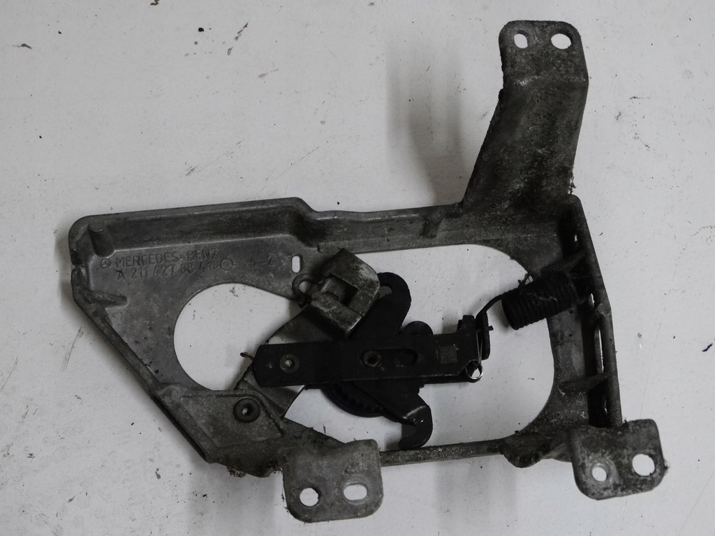 фото №1, Блокування гальма ручного mercedes w211 2114270841