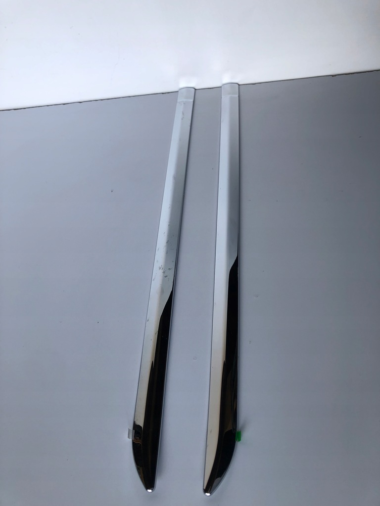 фото №1, Молдинг крышки хром toyota avensis yaris ii 03-11