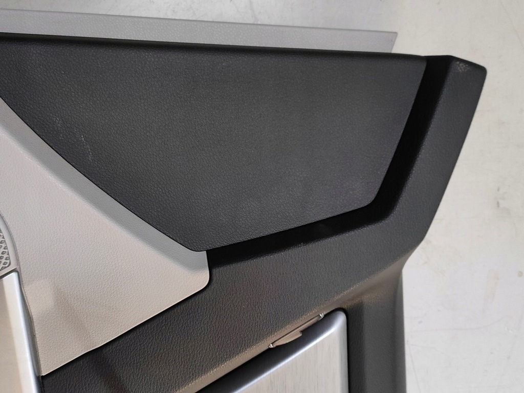 фото №4, Mercedes glk обшивка дверь правый перед europa