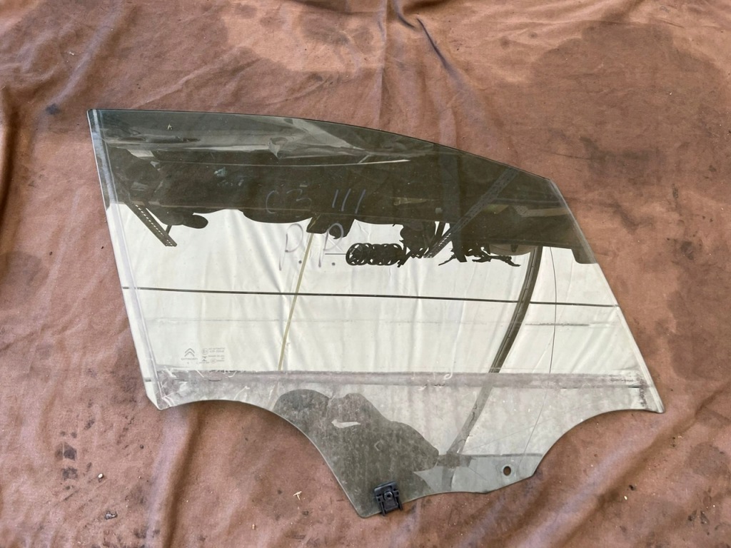 фото №1, Citroen c3 iii стекло дверь правый перед 2023r 2016r
