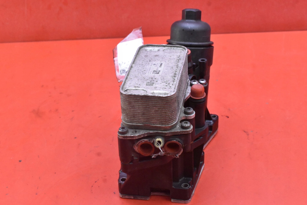 Радиатор масла 70510184 bmw f01 3.0 d 313 km xdrive 12-15 Оригинал