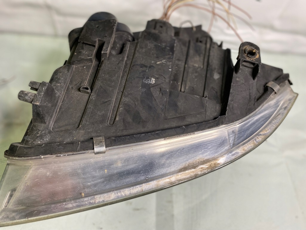 фото №6, Audi a6 s6 4.2 v8 лампа правая перед передняя