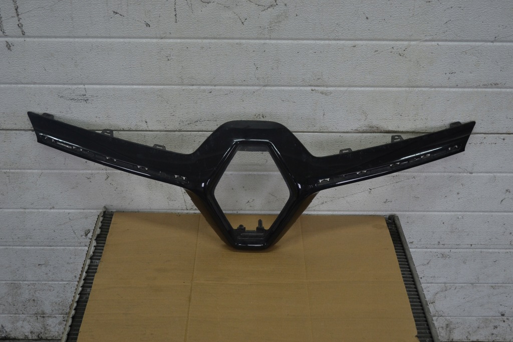 фото №1, Решётка радиатора решётка радиатора renault kadjar 15 - 623103685r