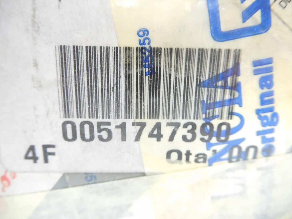 фото №7, Замок крышки задний fiat punto оригинальный номер 51747390