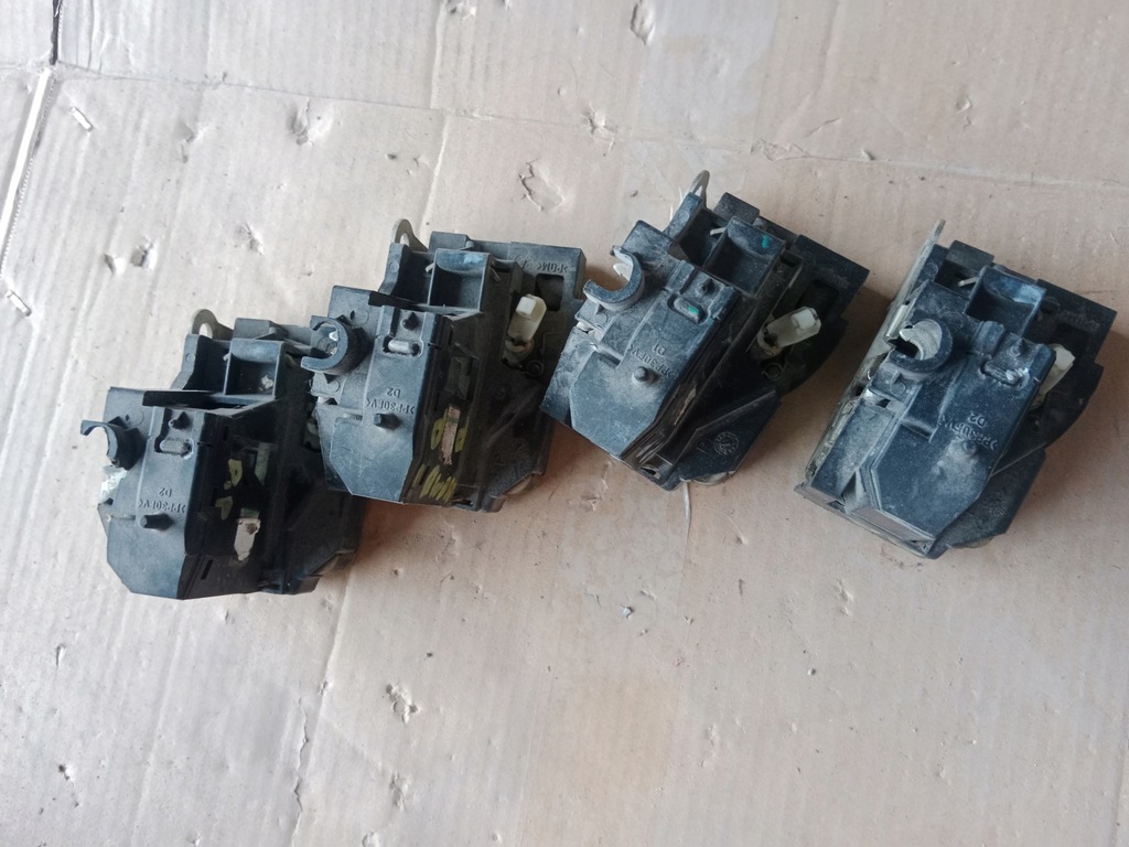 фото №2, Замок двері правий перед renault megane i