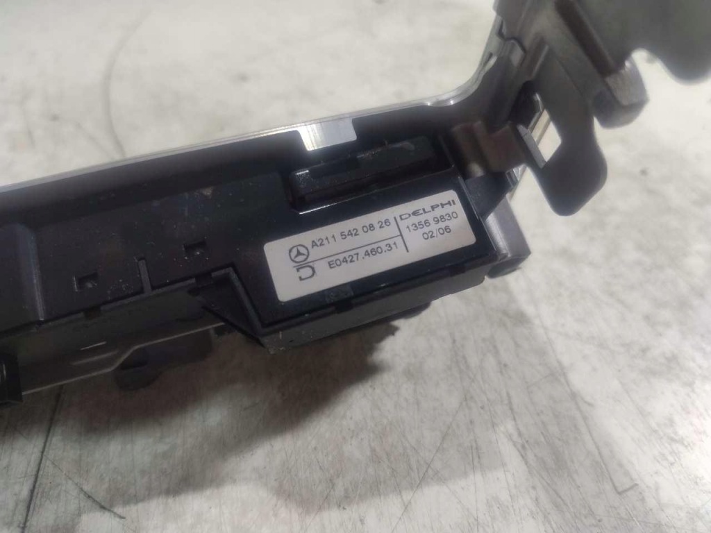 Рамка чохол перемикання передач автоматична коробка передач mercedes w211 3.0 v6 a2116802436 в Україні