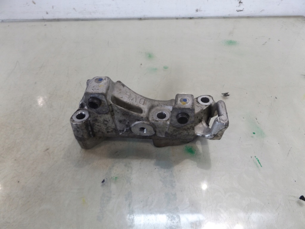 фото №3, Berlingo i lift 1,6hdi кронштейн двигуна